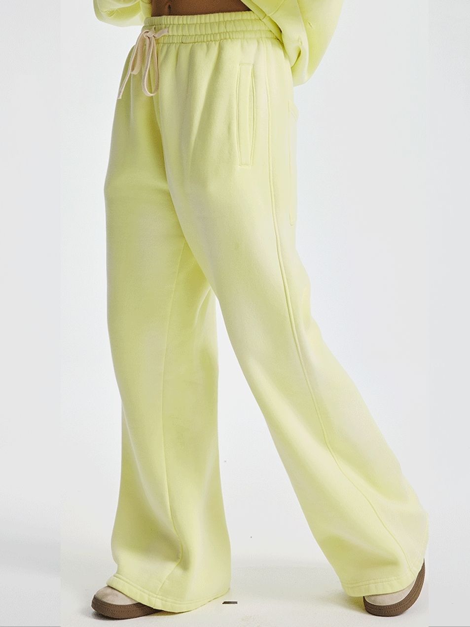 Loose Fit Velvet Sweatpants Unisex Washed Distressed Autumn Outfit